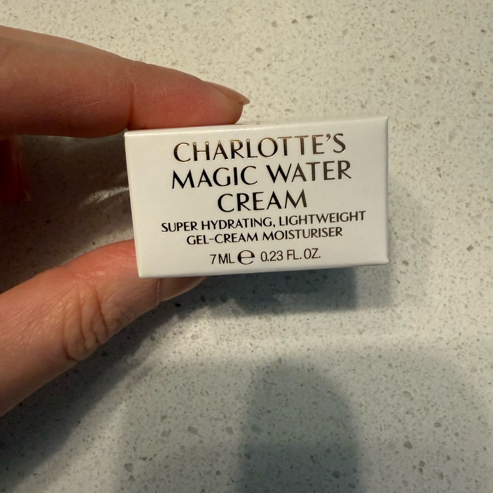 BNW CHARLOTTE TILBURY CHARLOTTE’S MAGIC WATER CREAM, 7ML, SAMPLE SIZE